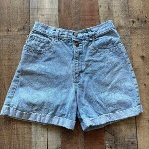 Vintage Arizona Jean Co. Embroidered High-Waisted Light Blue Denim Shorts Size 9